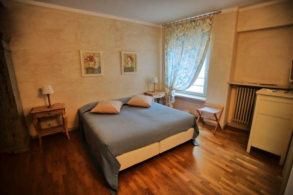Garni Del Gardoncino Bed & Breakfast Manerba del Garda Ngoại thất bức ảnh