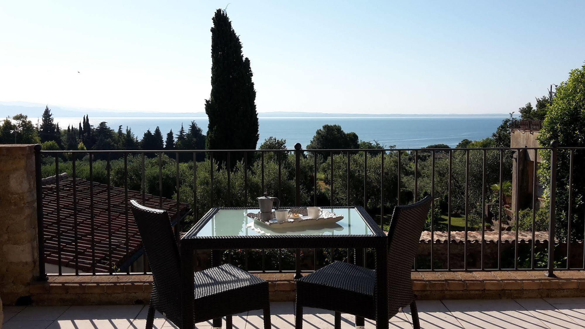 Garni Del Gardoncino Bed & Breakfast Manerba del Garda Ngoại thất bức ảnh