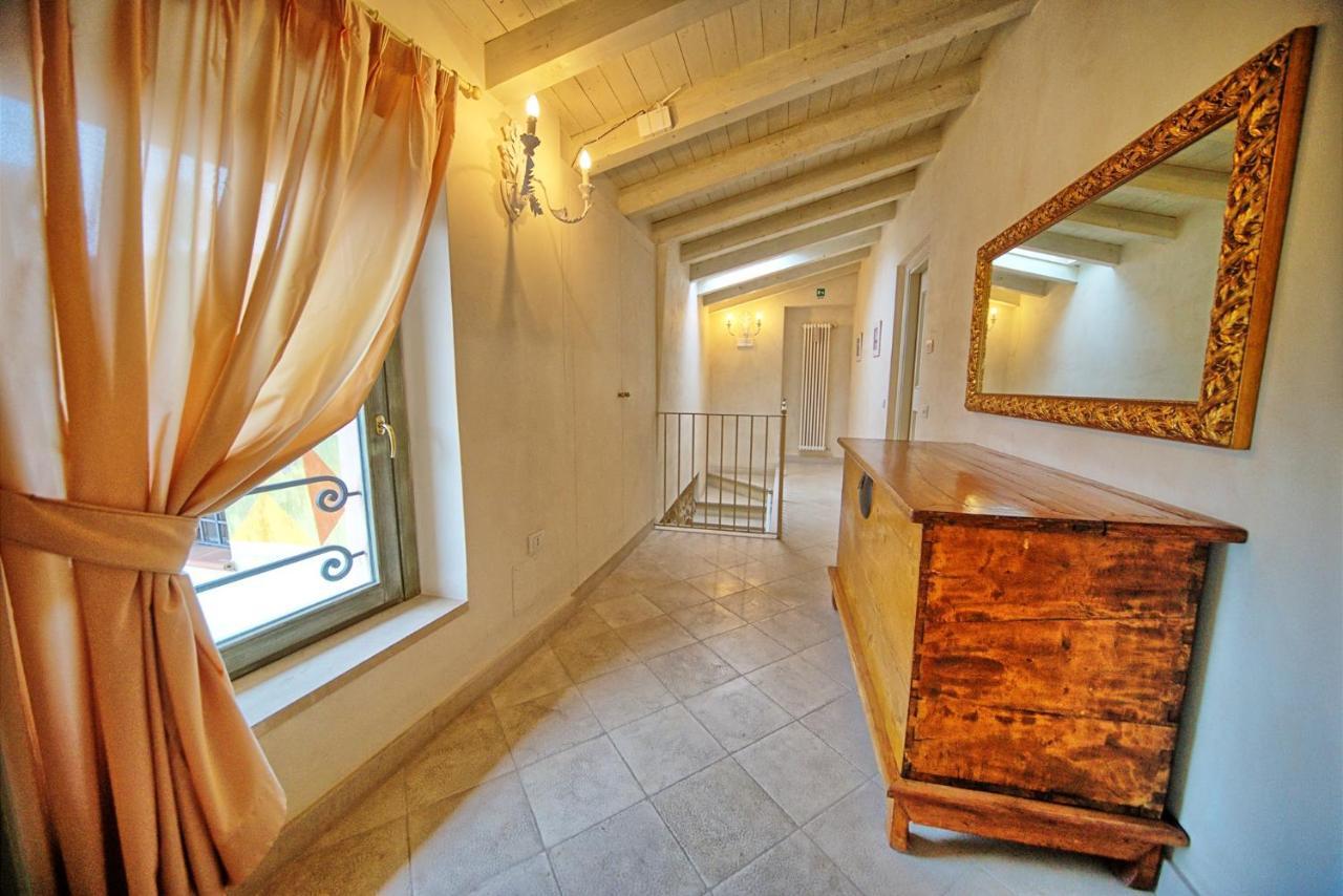 Garni Del Gardoncino Bed & Breakfast Manerba del Garda Ngoại thất bức ảnh