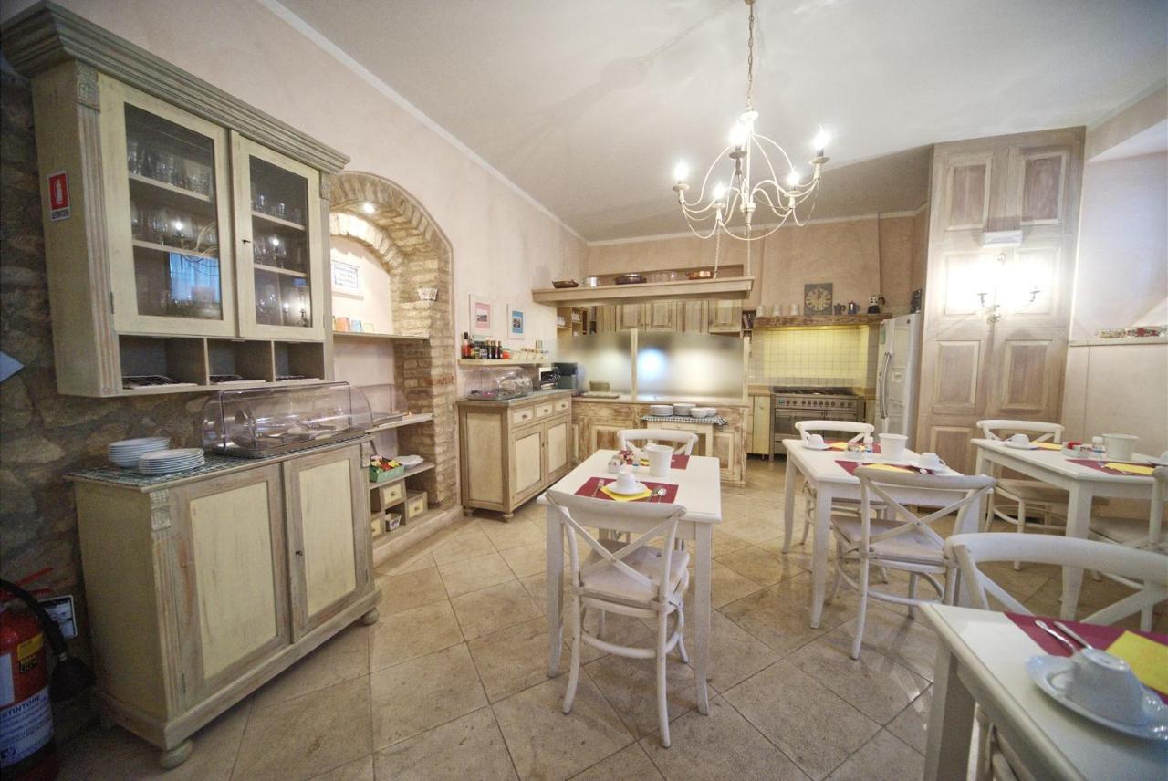 Garni Del Gardoncino Bed & Breakfast Manerba del Garda Ngoại thất bức ảnh